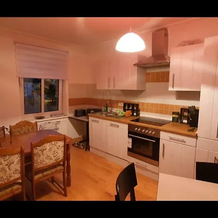 3 Ferienwohnung In Schwedter Altstadt Für 6 Personen Apartamento *